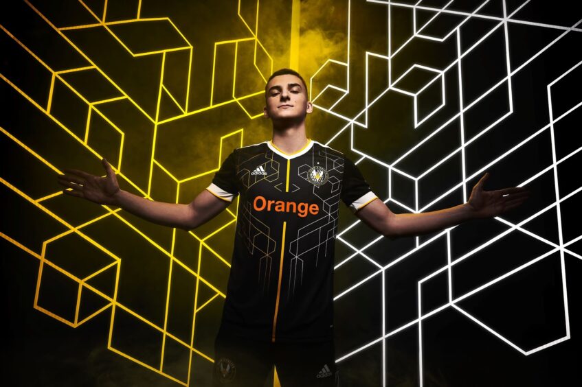 Team Vitality unveils adidas Pro Jersey 2021 Invision Game Community