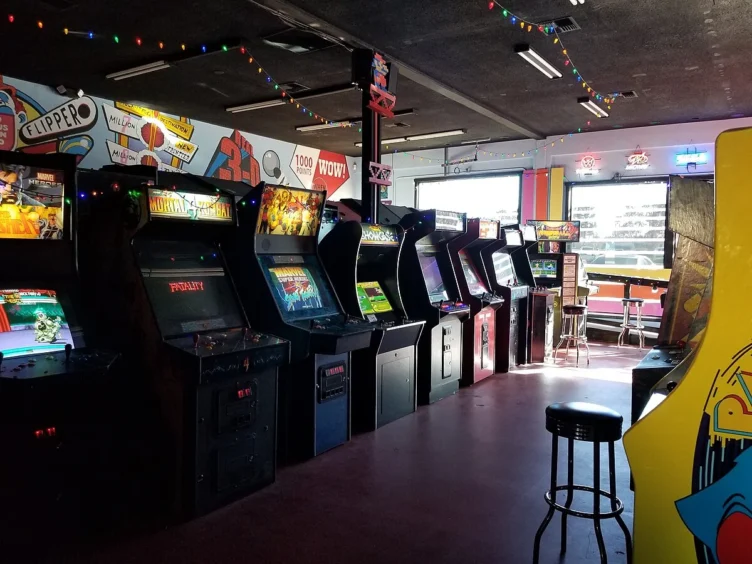 Retrovolt Arcade